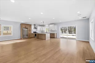 34 Zazzetti St, Waldwick, NJ 07463 - Photo 9