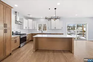 34 Zazzetti St, Waldwick, NJ 07463 - Photo 11