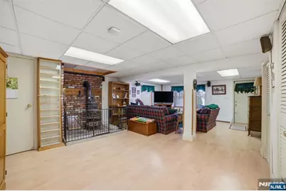 36 Page Drive, Oakland, NJ 07436 - Photo 31