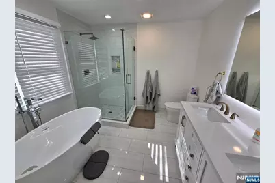 38 Bobbink Terrace, East Rutherford, NJ 07073 - Photo 17