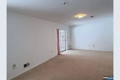 123 Bobolink Court, Wayne, NJ 07470 - Photo 29