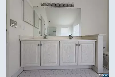 123 Bobolink Court, Wayne, NJ 07470 - Photo 19