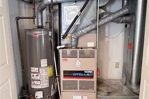 123 Bobolink Ct, Wayne, NJ 07470 - Photo 31