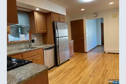 3 Ann Street 1F #1f, Harrison, NJ 07029 - Photo 5