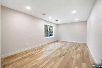 355 Rea Avenue, Hawthorne, NJ 07506 - Photo 27