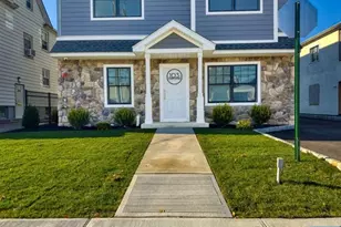 103 Johnson Ave 203, Hackensack, NJ 07601 - Photo 1