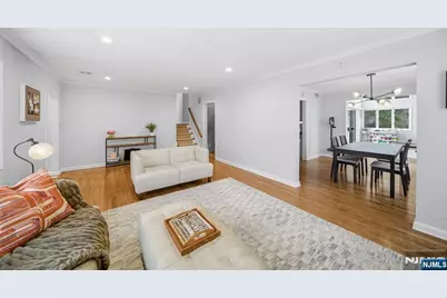 126 Sussex Road, Tenafly, NJ 07670 - Photo 9