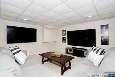 607 Glasmere Road, Mahwah, NJ 07430 - Photo 35