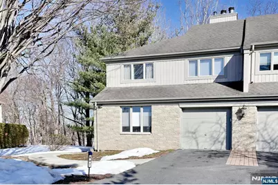 607 Glasmere Road, Mahwah, NJ 07430 - Photo 1