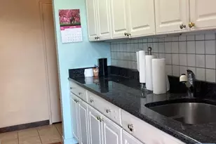 300 Winston Dr 502, Cliffside Park, NJ 07010 - Photo 5