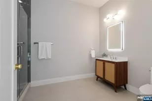 333 Harrison St, Paramus, NJ 07652 - Photo 29