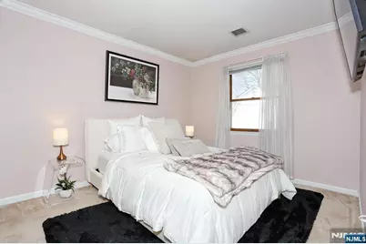 173 Willowdale Avenue, Montclair, NJ 07042 - Photo 13