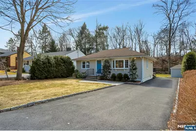 9 Sioux Avenue, Oakland, NJ 07436 - Photo 3