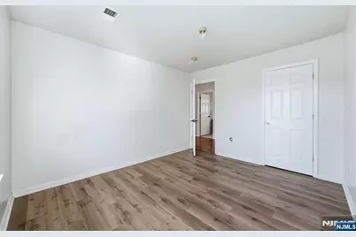 303-305 Runyon Street, Newark, NJ 07108 - Photo 17