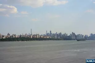 307 Adams Ct 307, Edgewater, NJ 07020 - Photo 17