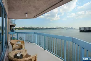 307 Adams Ct 307, Edgewater, NJ 07020 - Photo 9