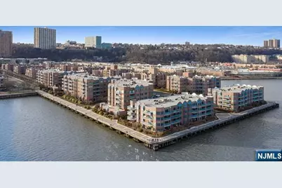 307 Adams Court 307 #307, Edgewater, NJ 07020 - Photo 23