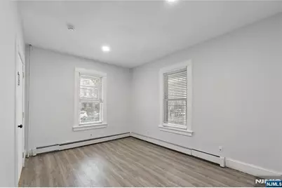 580 Monroe Avenue 1 #1, Elizabeth, NJ 07201 - Photo 5