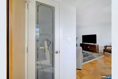 250 Gorge Road 17L #17L, Cliffside Park, NJ 07010 - Photo 9