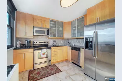 250 Gorge Road 17L #17L, Cliffside Park, NJ 07010 - Photo 5