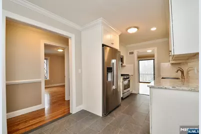 38 Holiday Court T038 #T038, River Vale Township, NJ 07675 - Photo 11