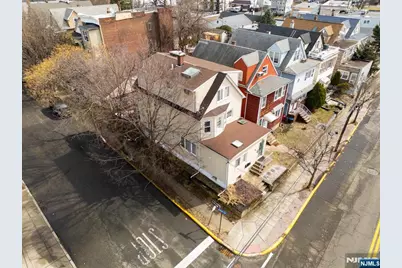 131 Paterson Avenue, Wallington, NJ 07057 - Photo 3