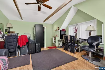 131 Paterson Avenue, Wallington, NJ 07057 - Photo 37