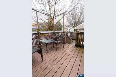 131 Paterson Avenue, Wallington, NJ 07057 - Photo 11