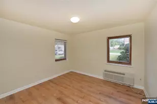 250 Oak E4, Ridgewood, NJ 07450 - Photo 11