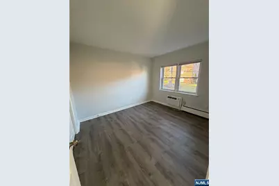 270 Oak B2 #B2, Ridgewood, NJ 07450 - Photo 5