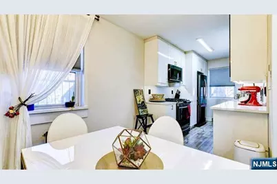 1504 W Terrace Circle 4 #4, Teaneck Township, NJ 07666 - Photo 9