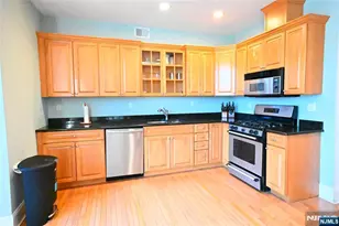 105 Hudson Cove 105, Edgewater, NJ 07020 - Photo 9