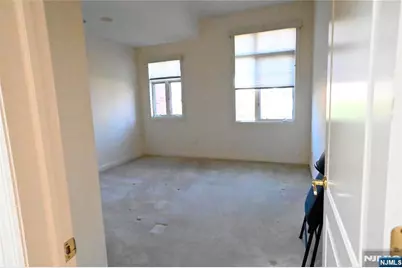 105 Hudson Cove 105 #105, Edgewater, NJ 07020 - Photo 19