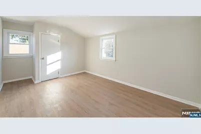 64 Harwich, Dumont, NJ 07628 - Photo 23