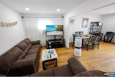 698 Fairview Avenue, Fairview, NJ 07022 - Photo 15