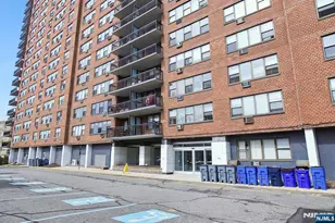 500 Central Ave 1617, Union City, NJ 07087 - Photo 37