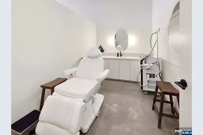 2039 Hudson Street, Fort Lee, NJ 07024 - Photo 7