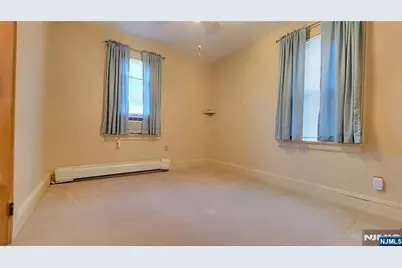 29 Magnolia Avenue, Kearny, NJ 07032 - Photo 9