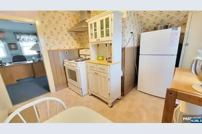 29 Magnolia Avenue, Kearny, NJ 07032 - Photo 13