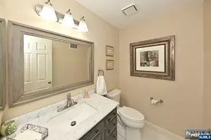 68 Peach Hill Ct, Ramsey, NJ 07446 - Photo 9