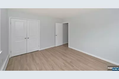 421 Leonhardt Drive 2nd Floor #2nd Floor, Saddle Brook Township, NJ 07663 - Photo 11