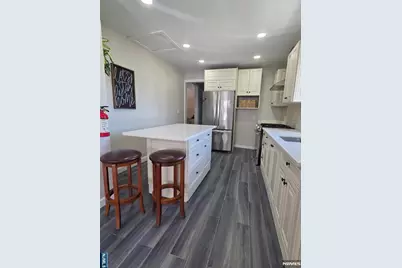 1513 67th Street 2nd Floor #2nd Floor, North Bergen, NJ 07047 - Photo 5