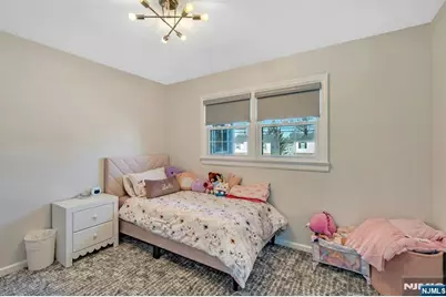 460 New Bridge Road, Bergenfield, NJ 07621 - Photo 35