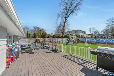 460 New Bridge Road, Bergenfield, NJ 07621 - Photo 7