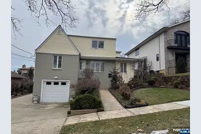 800 De Lalla Terrace, Ridgefield, NJ 07657 - Photo 1