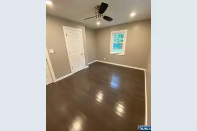 79 E Ridgewood Avenue, Paramus, NJ 07652 - Photo 13