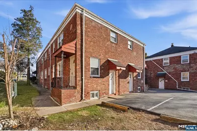 753A Broad Avenue A #A, Ridgefield, NJ 07657 - Photo 3