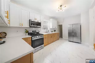 155 Lincoln Pl, Irvington, NJ 07111 - Photo 3