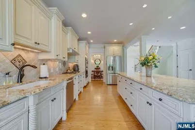 63 Grandview Avenue, North Caldwell, NJ 07006 - Photo 13