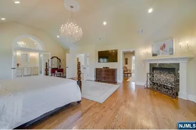 63 Grandview Avenue, North Caldwell, NJ 07006 - Photo 23